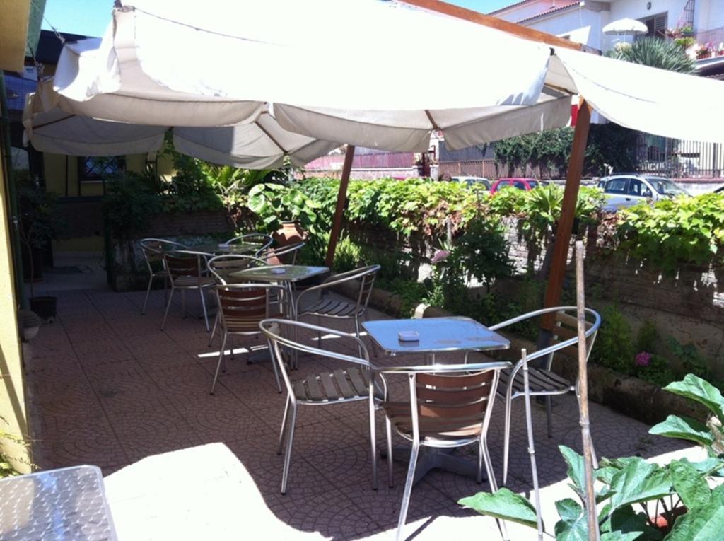 Albergo Delle Rose Pozzuoli Exterior photo