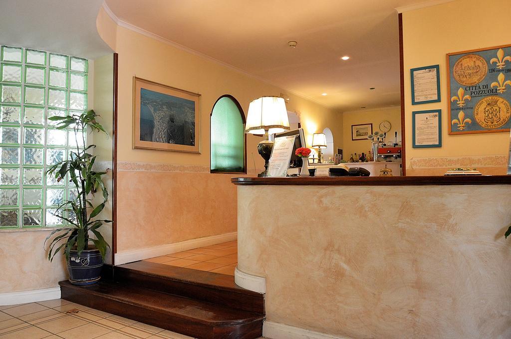 Albergo Delle Rose Pozzuoli Exterior photo
